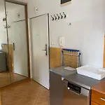 Pomaranczowy - Kawalerka W Srodmiesciu Lejlighed Kołobrzeg