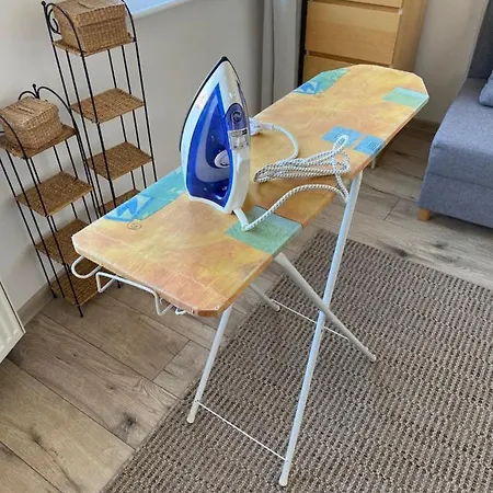 Pomarańczowy - Kawalerka W śródmieściu Apartament