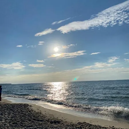 Pomaranczowy - Kawalerka W Srodmiesciu شقة كولوبرزيغ