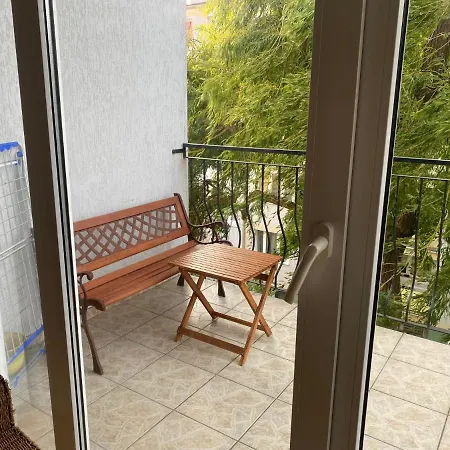 Pomaranczowy - Kawalerka W Srodmiesciu Kolobřeh