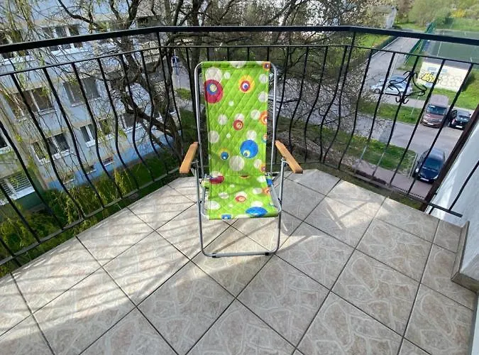 Pomaranczowy - Kawalerka W Srodmiesciu *