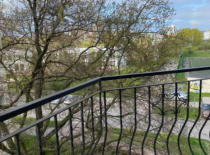 Pomaranczowy - Kawalerka W Srodmiesciu *