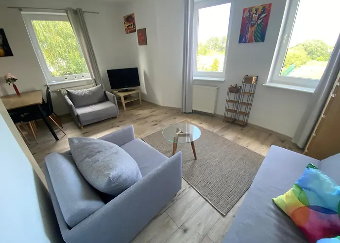 Pomaranczowy - Kawalerka W Srodmiesciu *